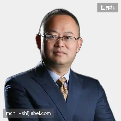 张成豪